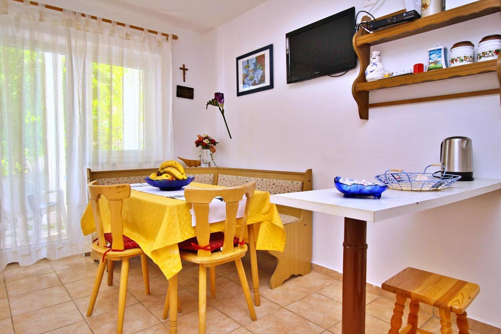 Apartments Zlatica Сило Экстерьер фото